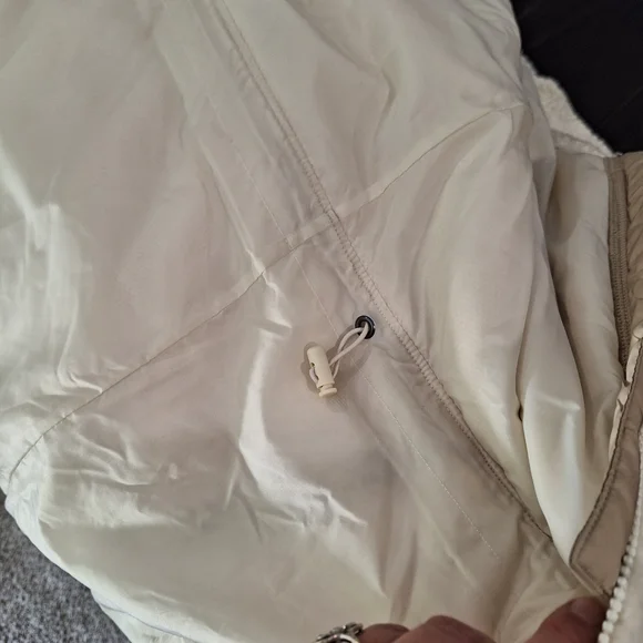 Columbia Cream Teddy Jacket - Picture 12 of 13